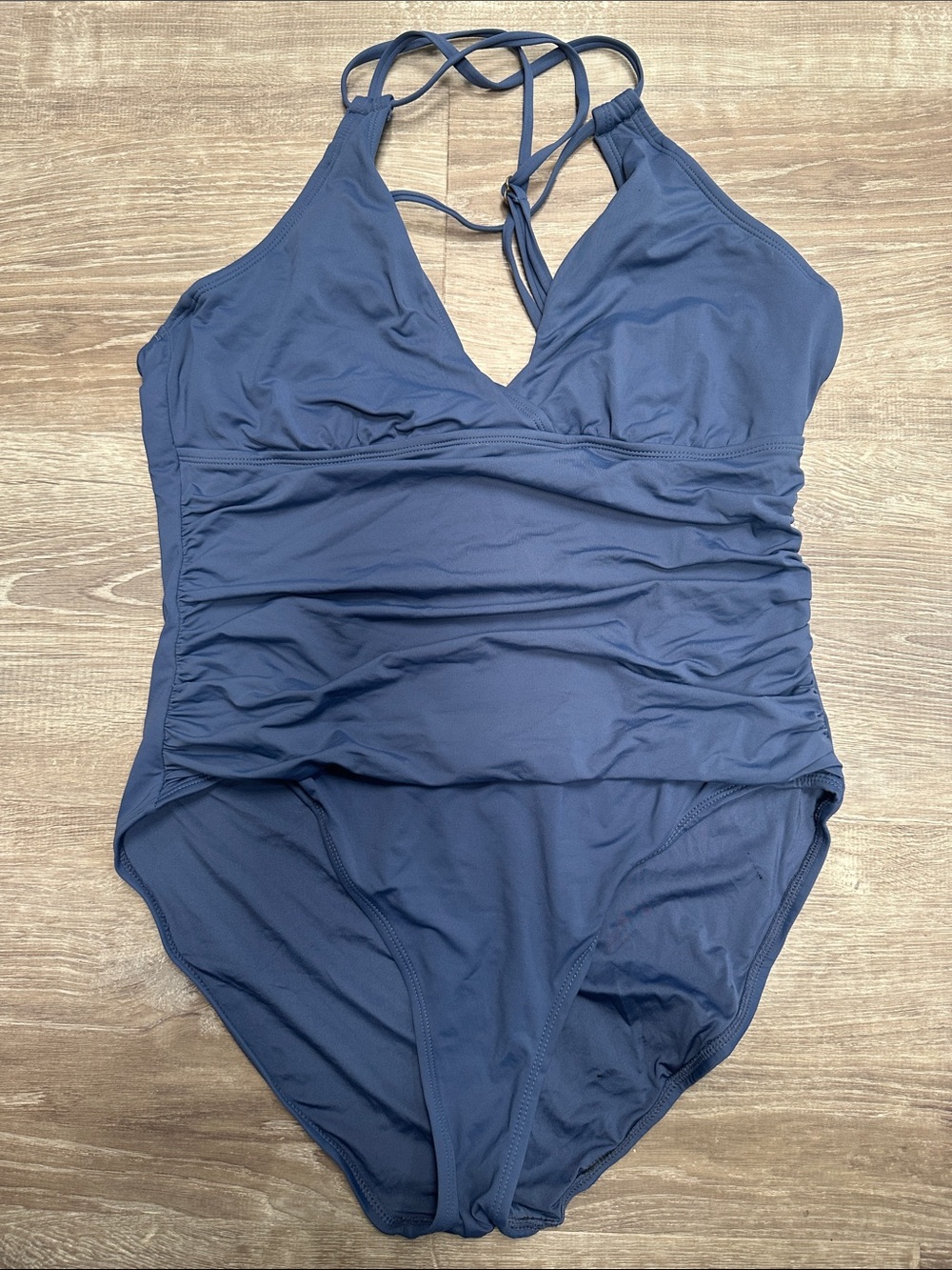 Women’s La Blanca Navy Blue One-Piece Swimsuit with Ruched Front